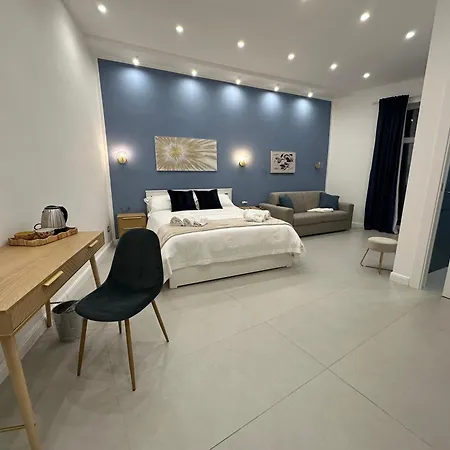 B&B Core Analfabeta 나폴리