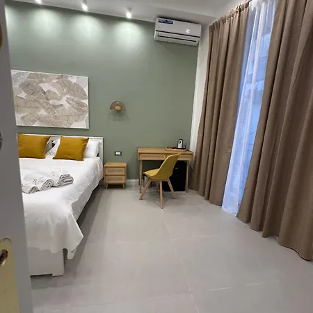 Core Analfabeta Bed and Breakfast Νάπολη